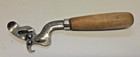 VINTAGE DAZEY CHURN "RED TIP" CAN OPENER  WITH ORIGINAL WOOD HANDLE 6 3/4" LONG — photo 3