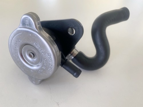 BMW C1 125 200 ABS Einfüllstutzen Kühler Kühlerdeckel Verschluß Schlauch