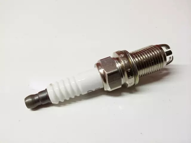 Genuine Toyota Spark Plug 90919-01192