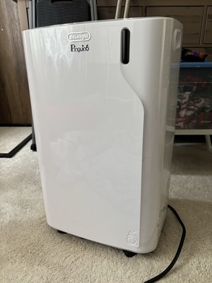 DeLonghi Pinguino Arctic Whisper Portable Air Conditioner without Vent Hose.