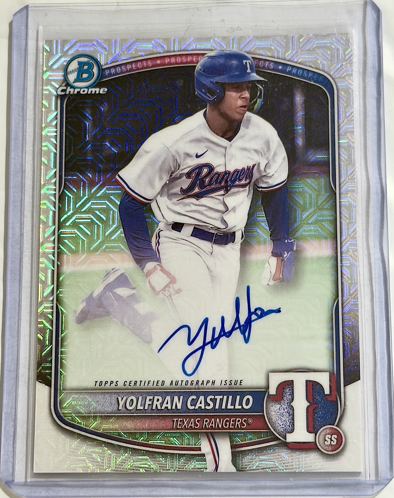 2025 Bowman Chrome Prospect Mega Box Autographs - Yolfran Castillo #BMA-YC (RC)