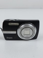 Olympus Stylus 840 8.0MP 5x Optical Zoom All-Weather Digital Camera Black