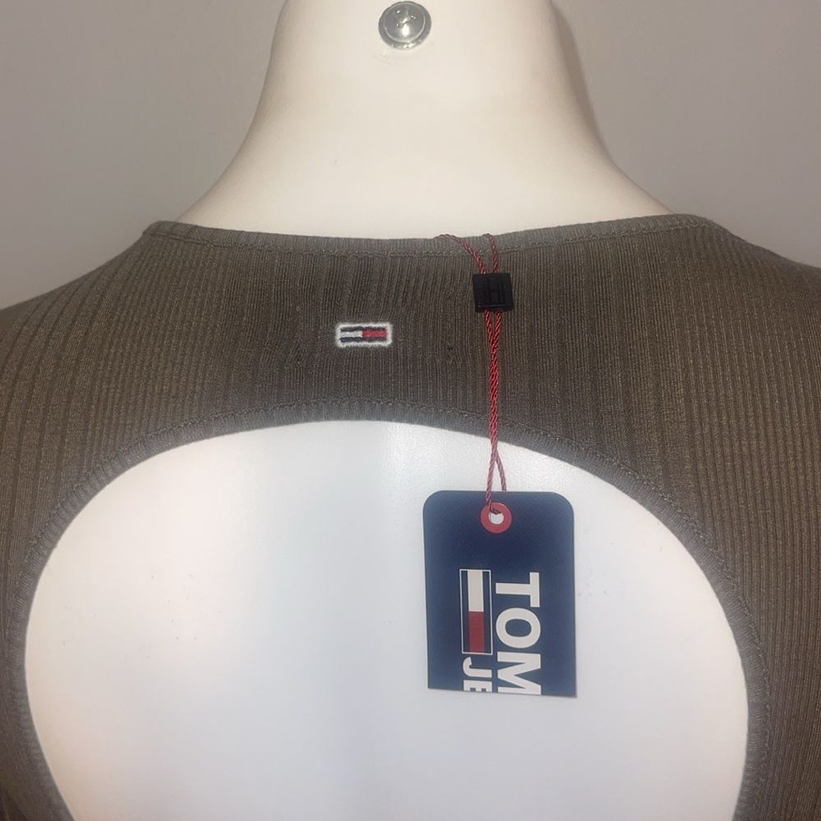 Tommy Jeans Amherst Knit ladies long sleeve ribbed crop top with open back. thumbnail 7