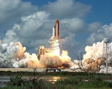 STS-26 Return to Flight Launch Space Shuttle Discovery 8X12 PHOTOGRAPH