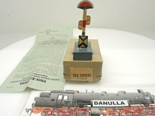 Trix Express 20-202 HO Vorsignal  Elektromagnetisch BESCHÄDIGT  OVP