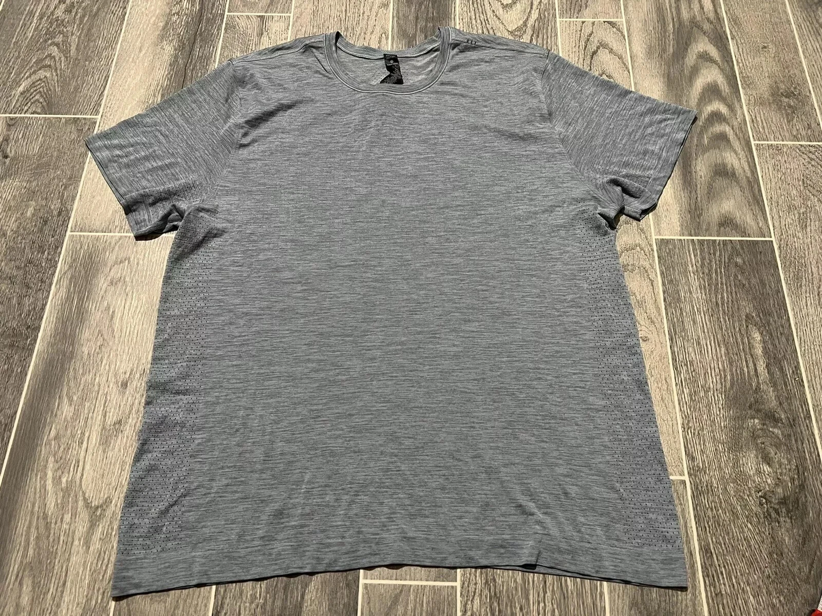 Lululemon Shirt Mens XXL Blue Metal Vent Tech Casual Gym Workout Logo Stretch