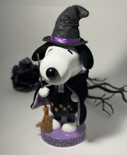 Peanuts Snoopy Witch Halloween Nutcracker Pur...