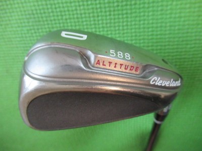 Nice Cleveland 588 Altitude face forged womens D gap wedge to iron set