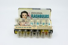  24 Vintage Flash Bulbs Sylvania, M3 Blue Dot