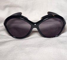 Louis Vuitton Black/Grey Z0263W Flore Carre Eye Sunglasses LV