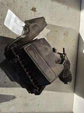 2014-2016 Ford Fusion Air Cleaner Intake Box Assembly 1.5L Standard Emissions