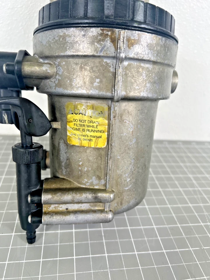 03-07 DODGE RAM 2500 3500 5,9 L CUMMINS FILTRO COMBUSTIBLE CARCASA BOTE 05015581AA Foto 2 de 4