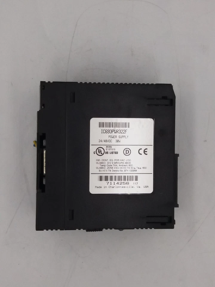 GE Fanuc Series 90-30 IC693PWR322F - Image 2 of 4