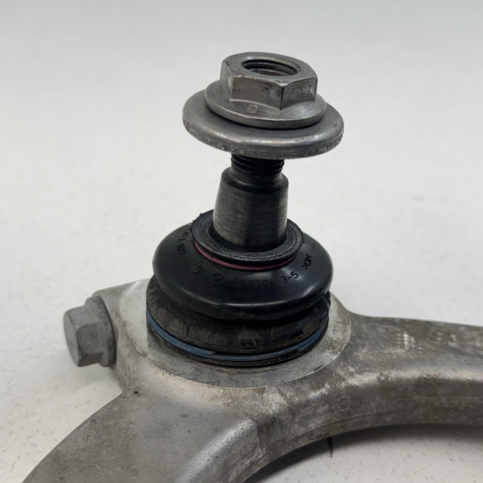 17-23 Audi R8 Plus Right Front Knuckle Hub W/ Control Arm Suspension Set OEM