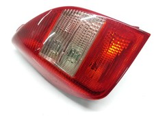 RÜCKLEUCHTE AUßEN LINKS / 2661104 FÜR CITROËN C2 JM_ 1.4 HDI