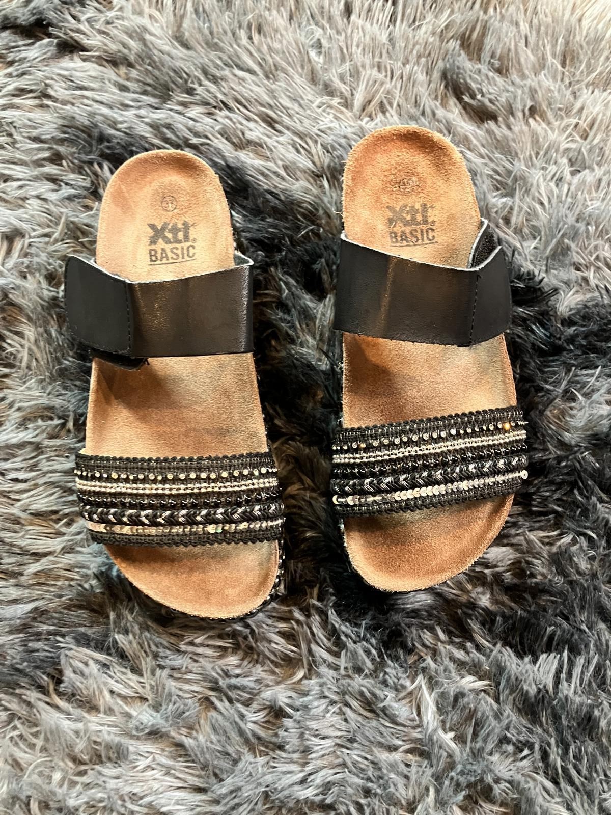 XTI Basic Stylish Black Slides with Decorative St… - image 2