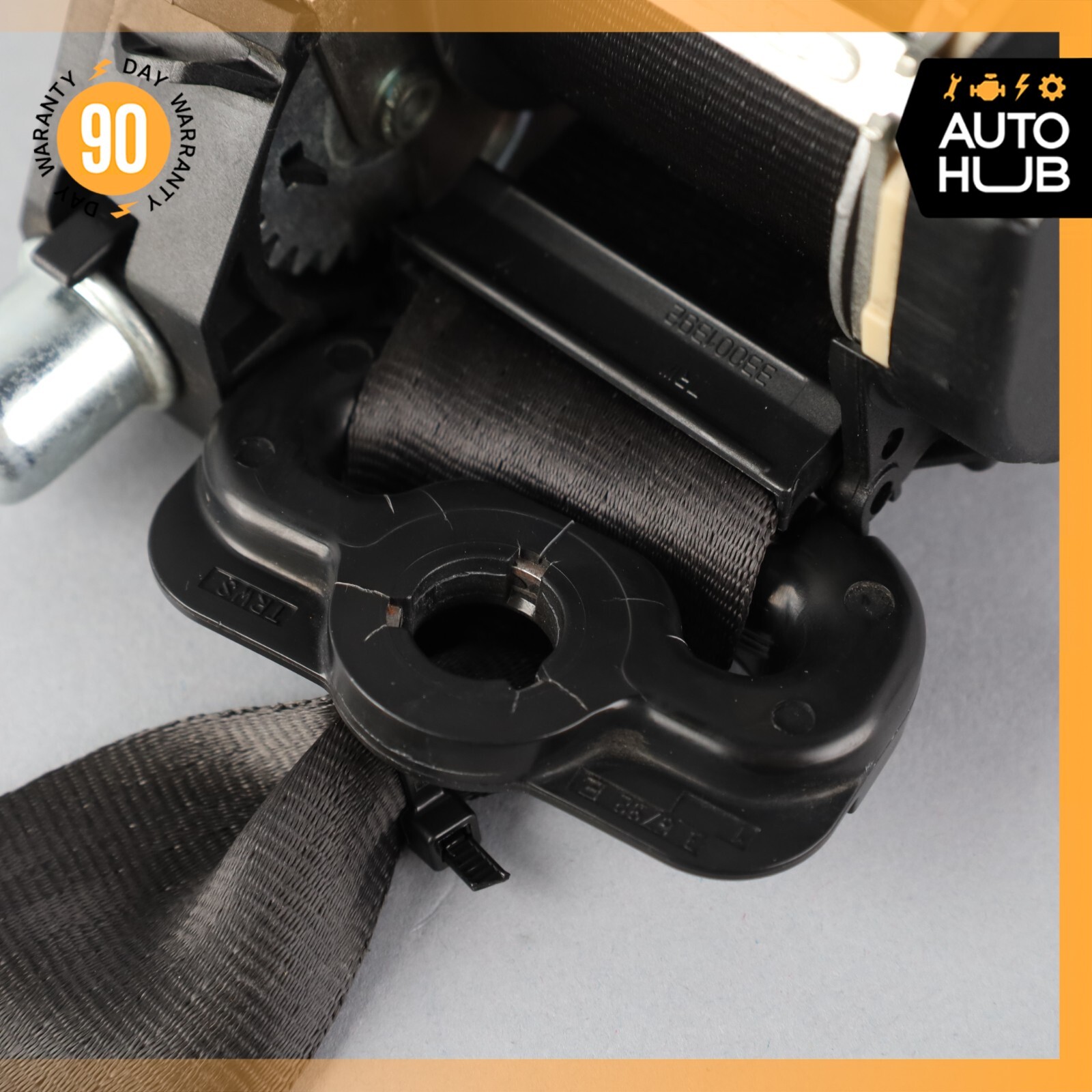 09-13 Maserati Quattroporte M139 Front Left Side Seat Belt Brown OEM