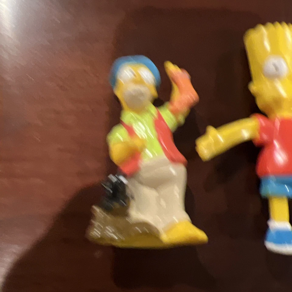 Bart de Los Simpson 2002, figura posable flexible más 1990 Homer Simpson pesca Foto 3 de 4