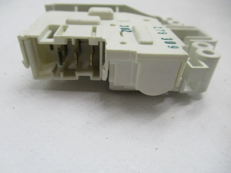 Cerradura de puerta Amica Luxor Bitron PA66-GF30 0676 PA66-GF25FR Foto 3 de 4