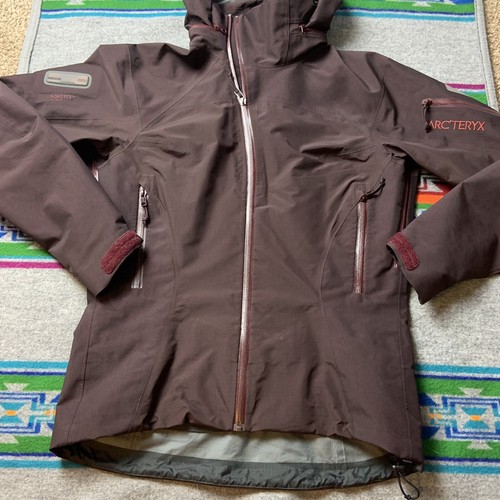 Arcteryx Gore-Tex Pro-Shell Recco 
