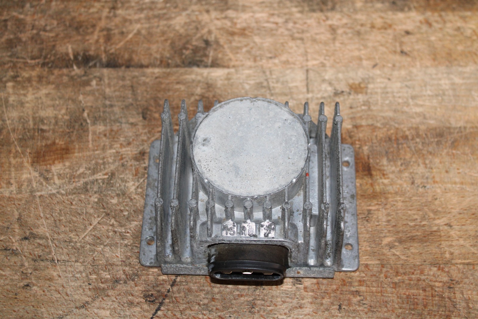 Control Unit Ignition Controller Bosch for Mercedes W108 W111 W114 R107 4.5 V8