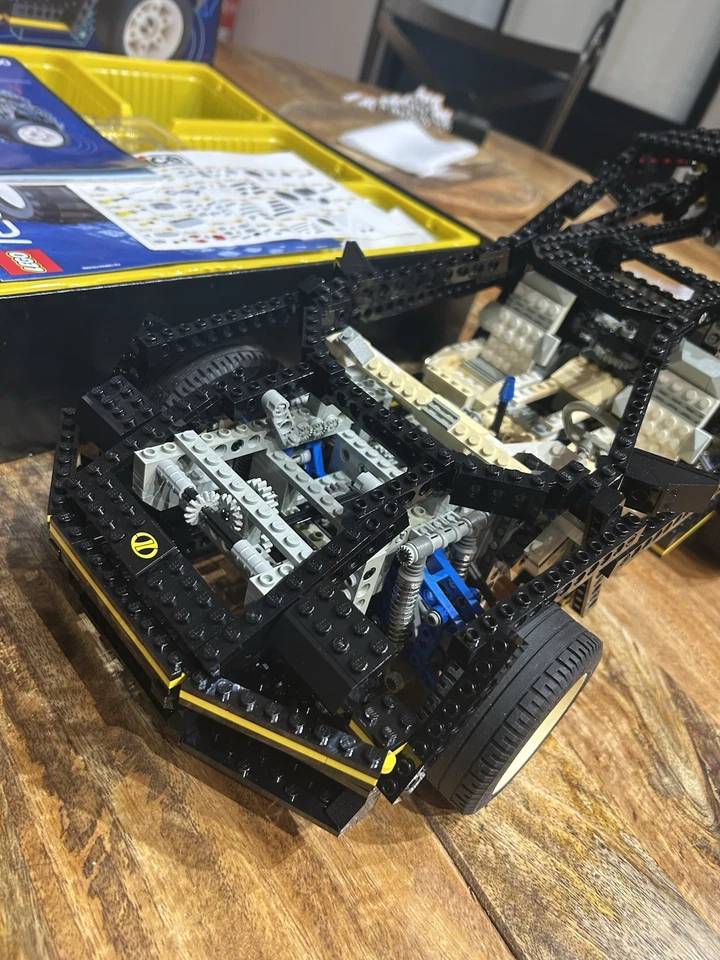 LEGO Technic 8880 Super Car, photo 4 sur 5