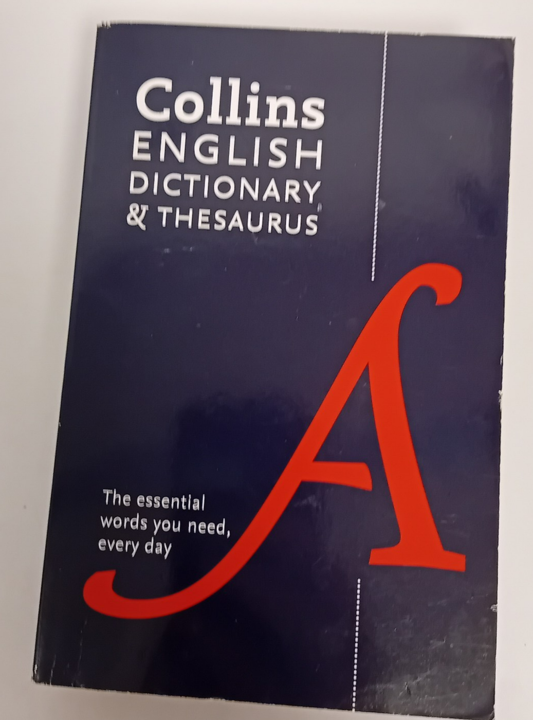 Collins English Dictionary & Thesaurus: Paperback: 2016