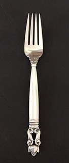 One GEORG JENSEN ACORN STERLING 4 TINE SALAD FORK 6 1/2 in EXCELLENT COND N/Rsv