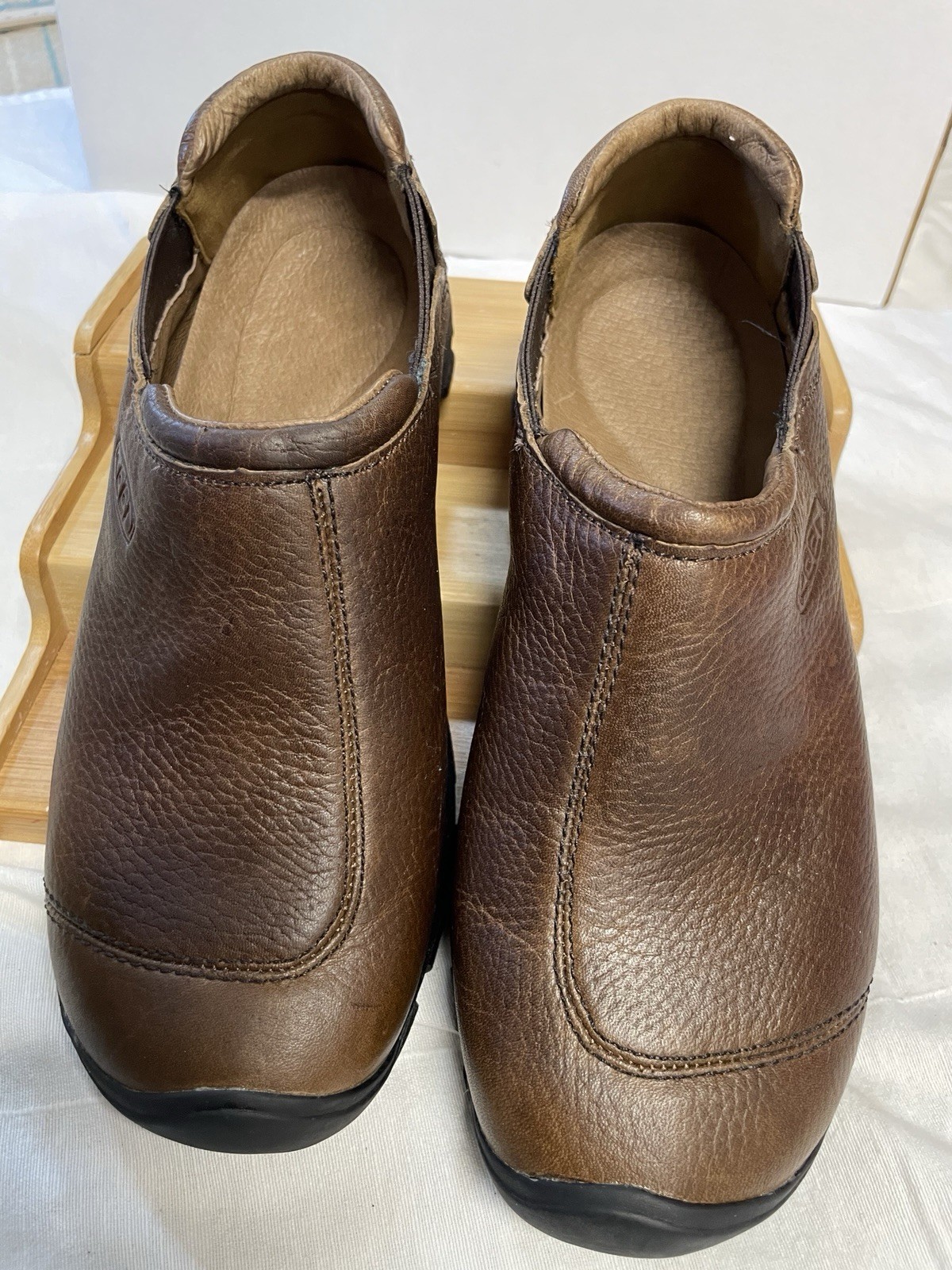 Scarpa Keen Austin slip on pelle suola gomma impermeabile come nuova donna taglia 7