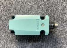1PC NEW SIEMENS Travel switch limit switch 3SE5112-0LC02 #LL