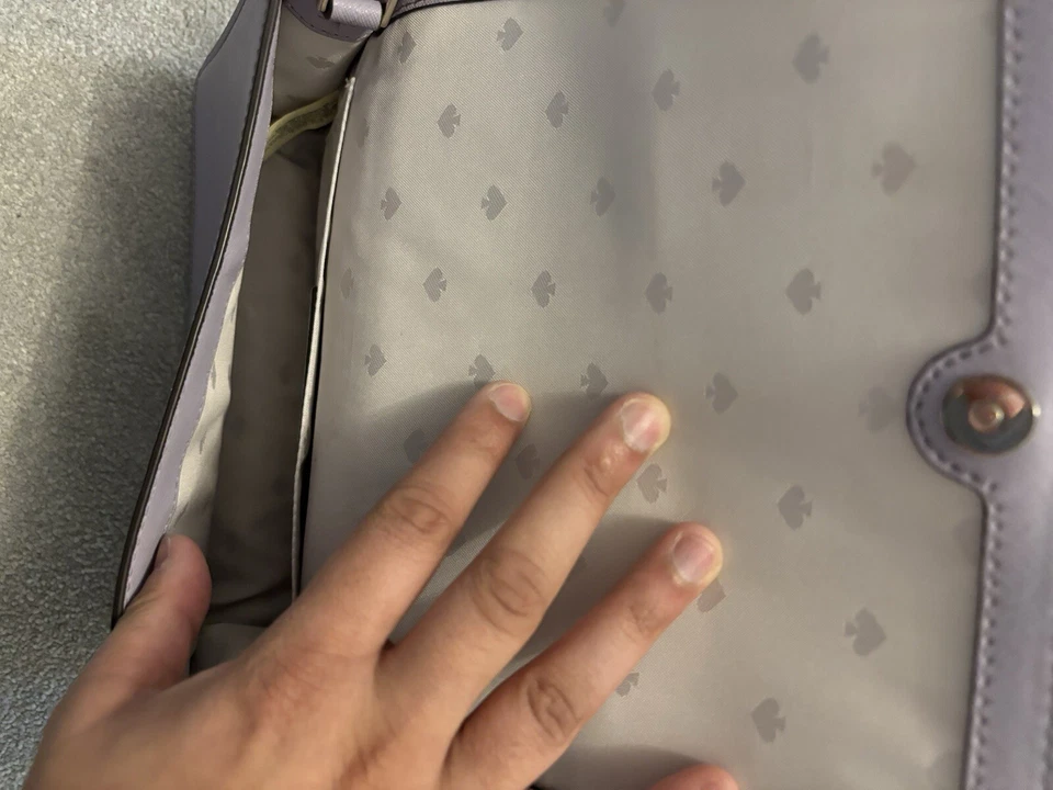 Women’s New Kate Spade New York Limited Edition Lavender Leather Cross Body Bag - Image 3 of 4