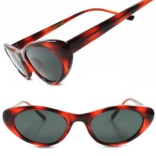 Old Fashioned Vintage Womens Small Brown  Black Rockabilly Cat Eye Sunglasses