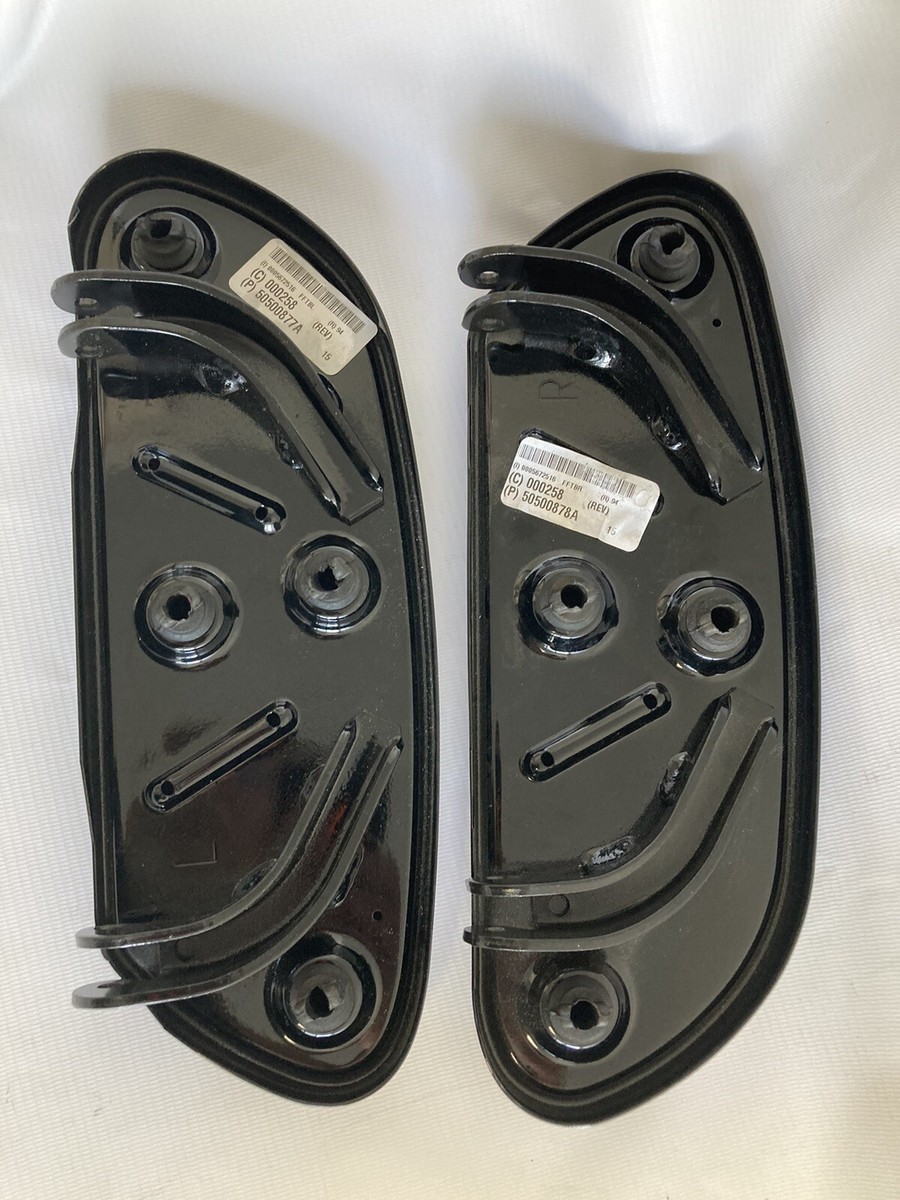 Harley Davidson OEM Streamliner Floorboards 50500877A 50500878A 