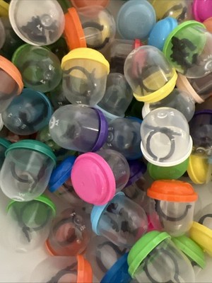 Vending Capsuled Toys 1.1 Inch 100 Pieces Plastic Bat Rings BlackVending Toy