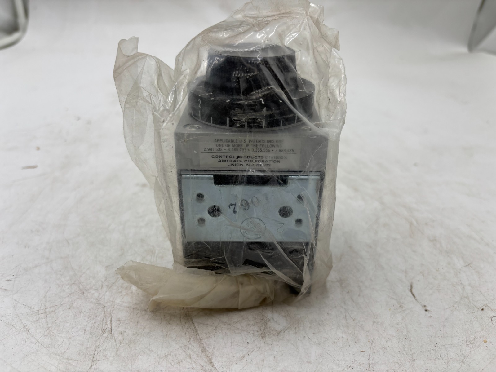 Agastat 7012AF Time Delay Relay 1-10MIN 120V60HZ