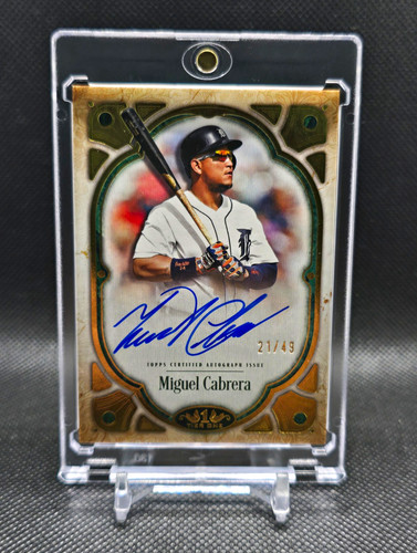 Miguel Cabrera #T1A-MC 2026 Topps Tier One Autograph card