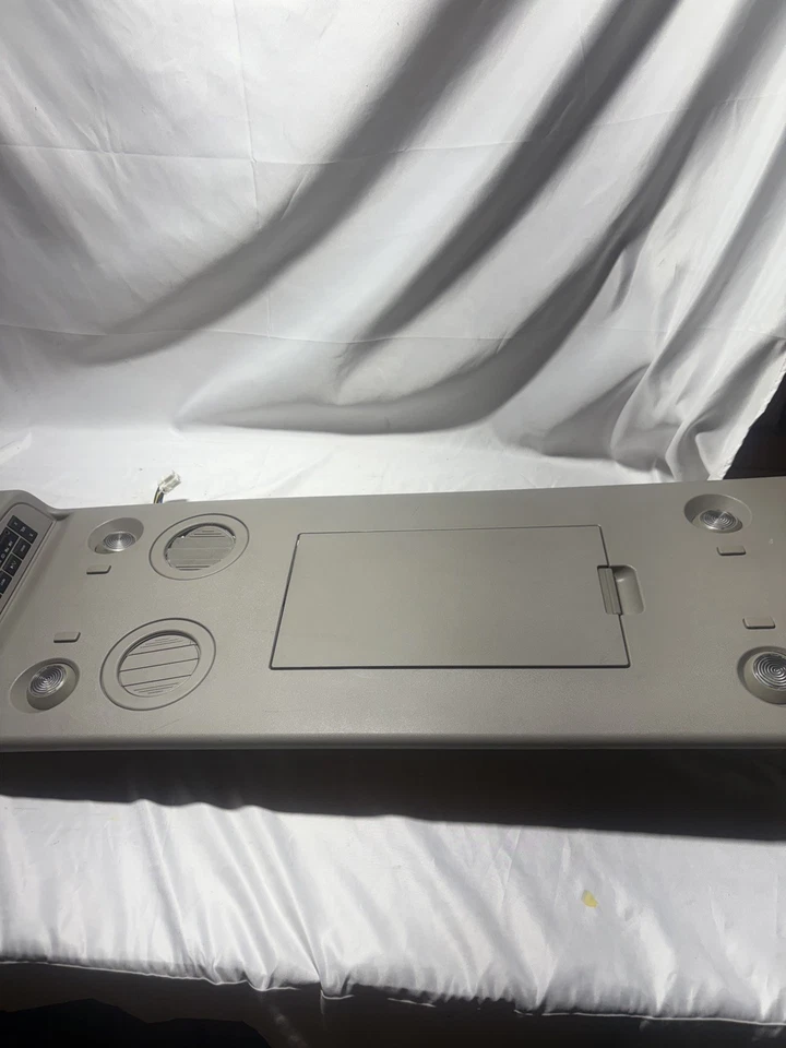 Nissan Armada Infiniti QX56 2004-2012 techo superior consola gris bisel DVD fabricante de equipos originales Foto 2 de 4