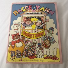 Vintage Raggedy Ann And Andy 1975 Colorforms Activity Toy Puppet Show complete