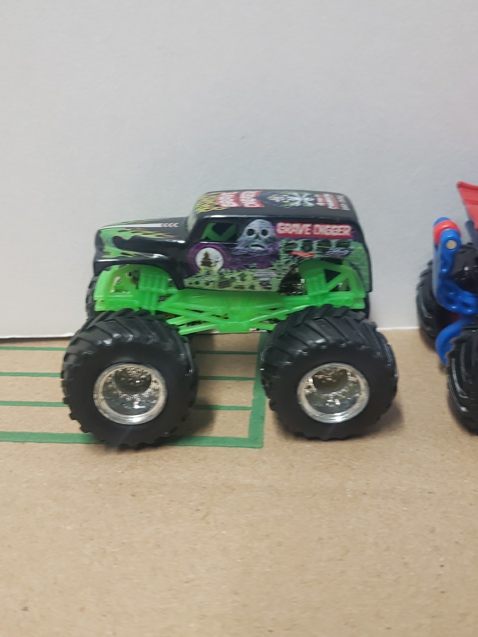 Picture 4 of 5