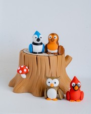 Birds And Tree Stup Container Figurines Set