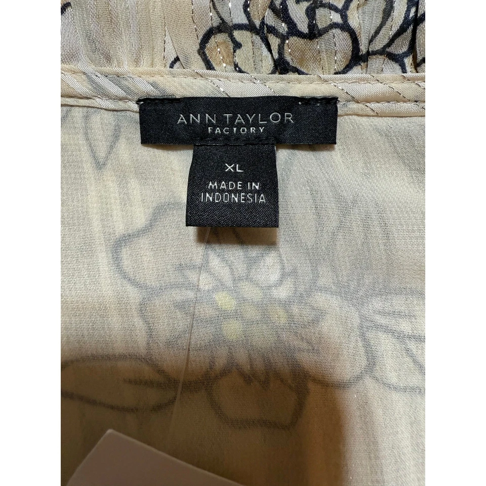 Hermosa Blusa Ann Taylor Factory XL Floral Beige Dorado Volantes Poliéster NUEVA SIN ETIQUETAS Foto 3 de 4