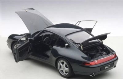 Porsche 911 (993) Carrera 1995 Dark Green 1/18 Autoart 78134