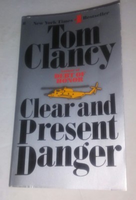 Ein Jack Ryan Roman : Klar Und Present Danger Von Tom Clancy (1990, Taschenbuch)