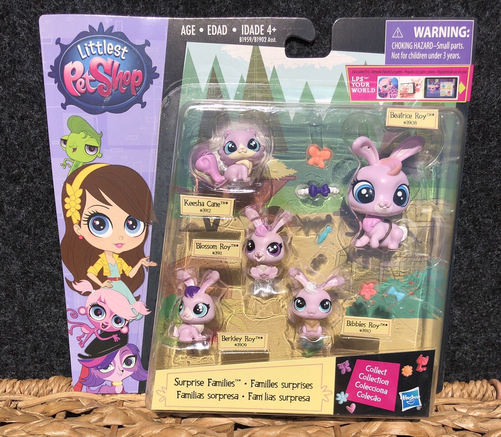 Littlest Pet Shop Surprise Families Mini Pet Pack (Bunnies) Doll