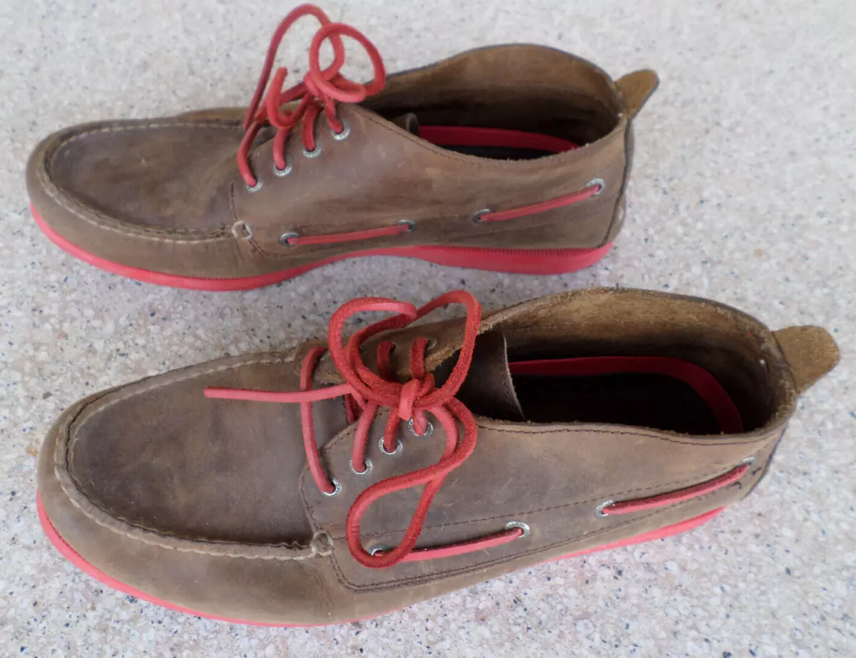 Sperry Top Sider Brown Leather Mid Top Boat Shoes. Men s 13 M