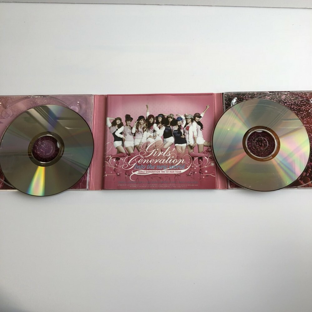 GIRLS' GENERATION SNSD The 1st Asia Tour Into the New World CD
