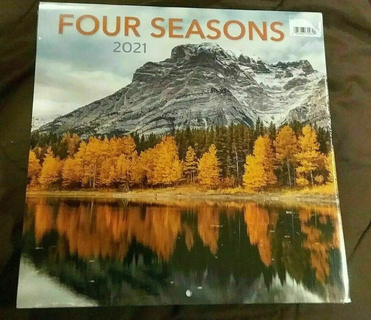 Four Seasons 2021 16 Month Wall Calendar With 2020 & 2022 4