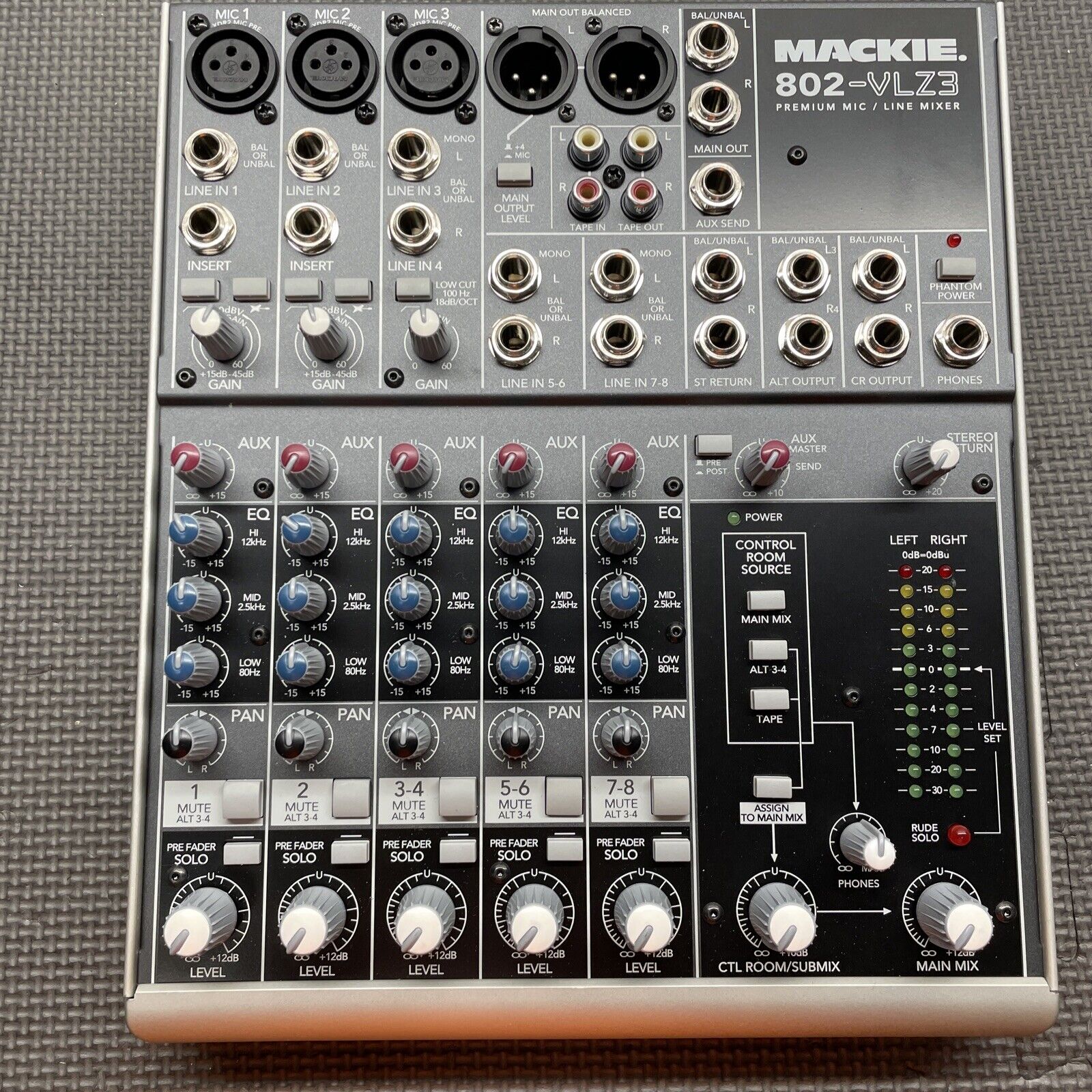 Mackie 802-VLZ3 8-Channel Compact Audio Mixer