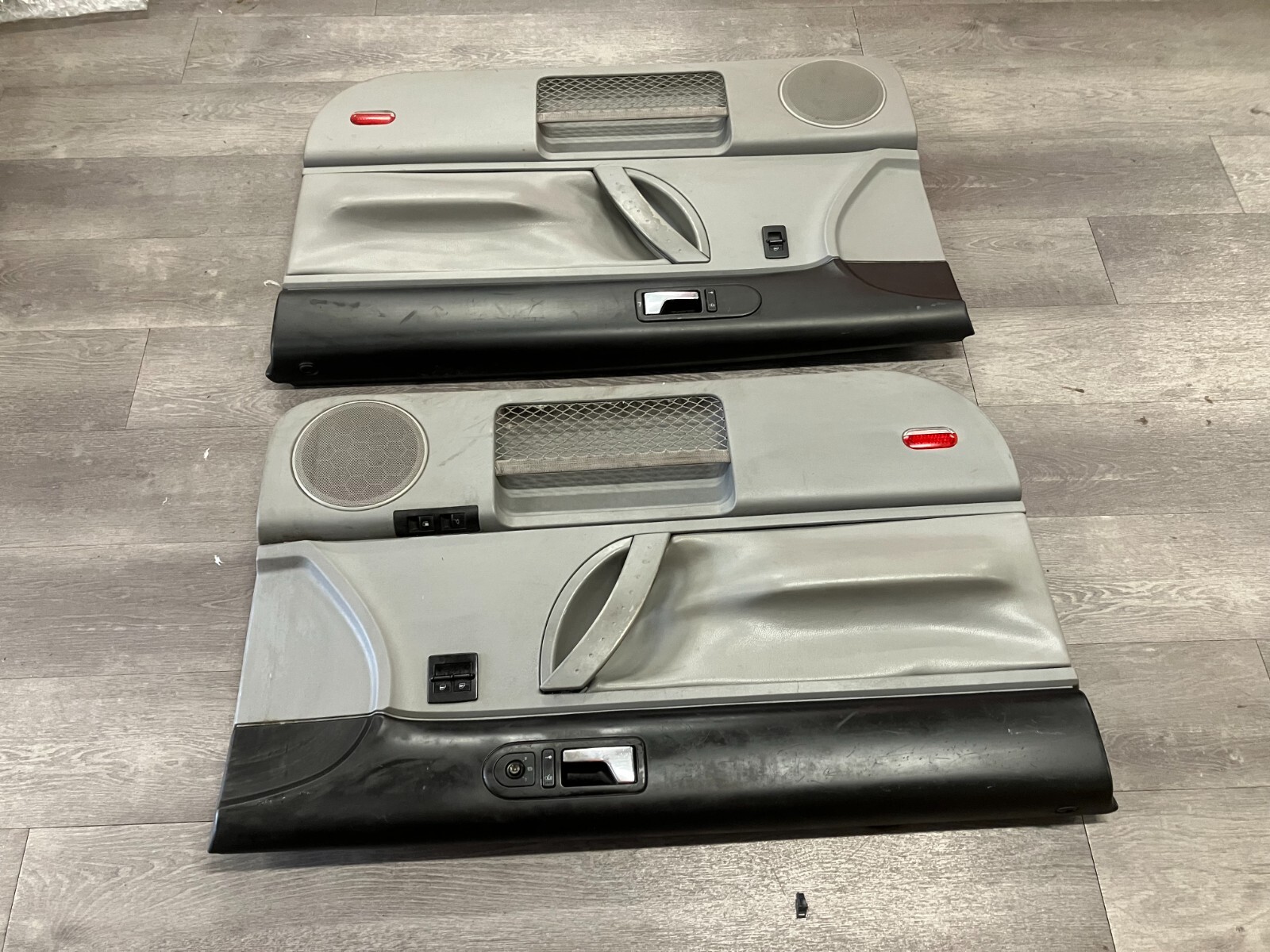 20032009 Volkswagen New Beetle Front Power Window Door Panels OEM eBay