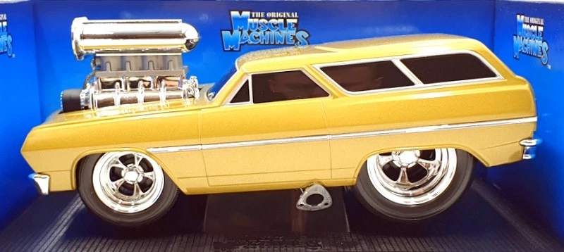 Muscle Machines 1/18 Scale Model 71165 - 1965 Chevrolet Chevelle Wagon - Gold - Image 3 of 4